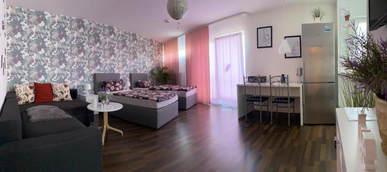 Vita Neubauer Vermietung Gotha Extérieur photo